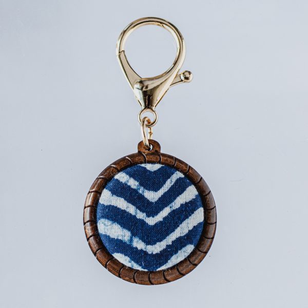 Handmade jewelry tie dye plant blue dye pattern retro keychain bag pendant artistic accessories tourism commemorative gifts - Image 3