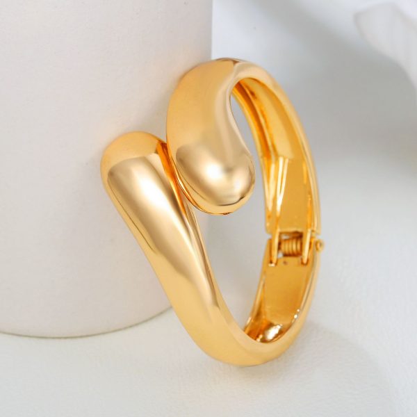 Fashionable Irregular Snake Head Open Cuff Bracelet, Trendy Polished Spring Bangle, Statement Jewelry for Women, Bold and Unique Design - Image 2