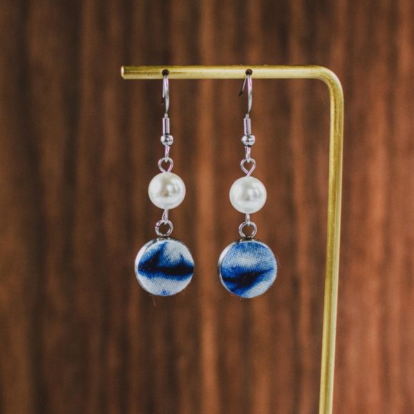 Handmade tie dye jewelry, geometric stainless steel earrings, women's niche design, pearl high-end feeling earrings, artistic and versatile - Image 4