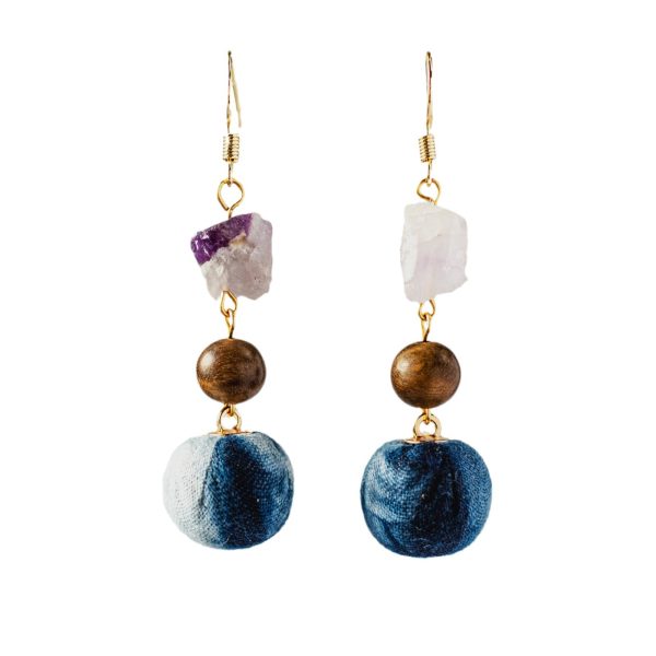 Handmade tie dye earrings made of natural raw stones, irregular amethyst earrings, niche design, artistic and elegant high-end feel for women