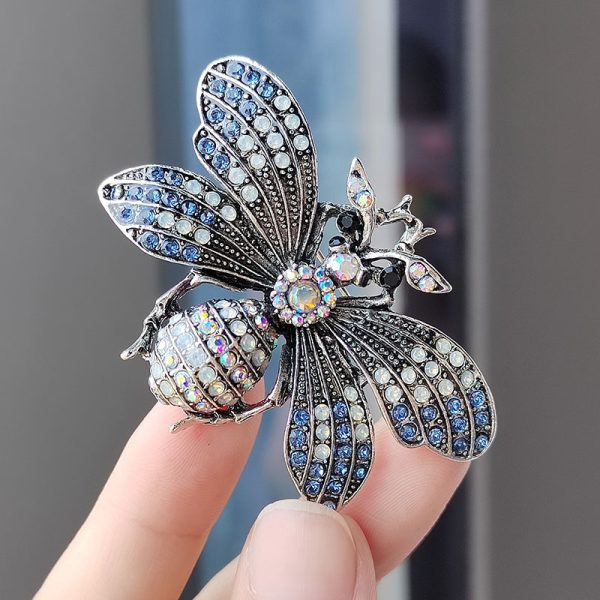 Exquisite insect fashion honey brooch, women's niche high-end sense, DIY diamond inlaid suit accessories - Image 3