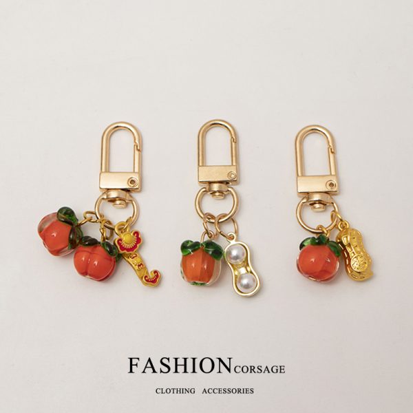 Personalized auspicious persimmon exquisite keychain, niche cute pendant, girl's everything goes well, good things happen, peanuts and accessories