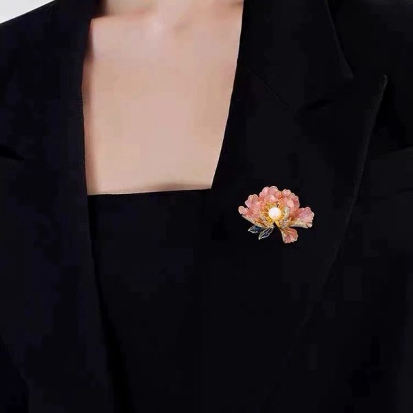 Pearl enamel peony flower brooch for women, niche high-end sense, DIY high-end suit chest flower - Image 2