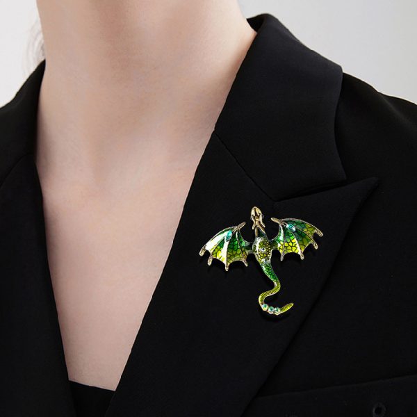 2025 popular retro dragon shaped brooch, women's cartoon high-end feeling brooch DIY elegant temperament personality exaggerated chest flower - Image 3