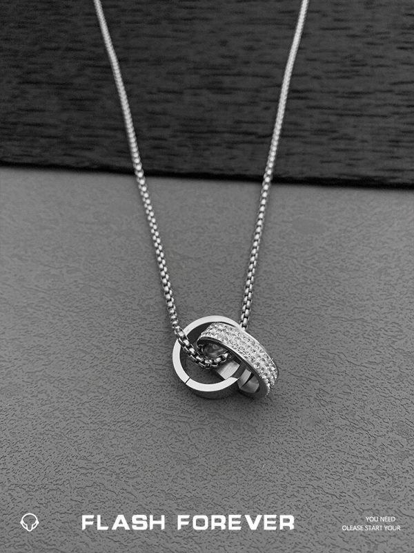 FLASHFOREVER Handsome Double Ring Diamond Set Ring Necklace Men's Trendy American High Street Ins Couple Hip Hop Accessories - 图片 3