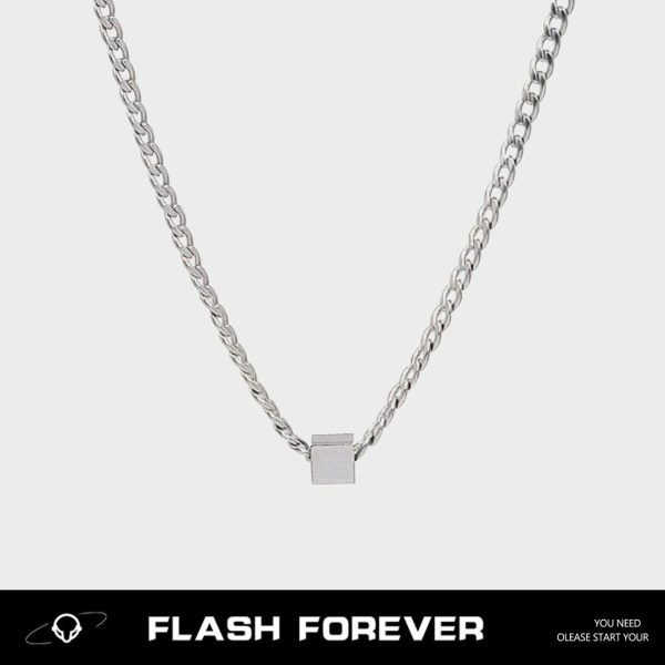 FLASHFOREVER Wang Yibo's same square necklace ins simple personality versatile chain bouncing Di earth cool