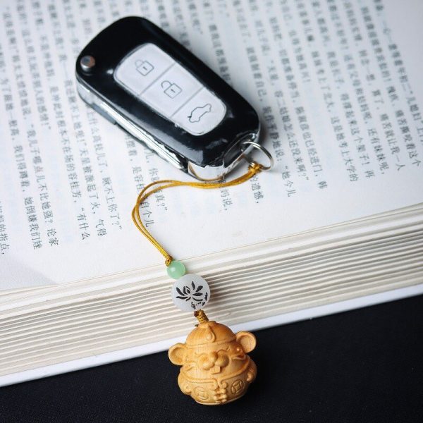 Cliff cypress wood carving, twelve zodiac animals, mouse, portable car keychain, small and cute, cute mobile phone chain, bag pendant decoration - Image 5