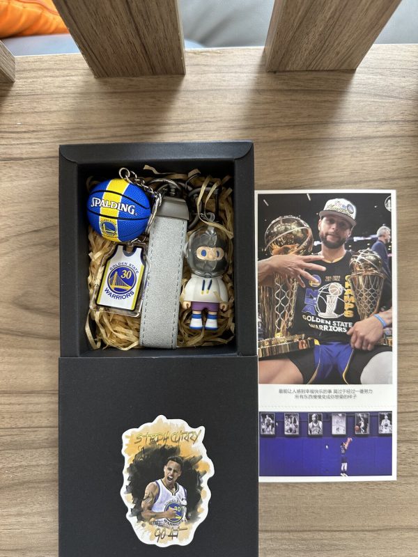 Curry | Co branded jersey, basketball keychain, birthday gift, fan gift, NBA star merchandise gift - 图片 2