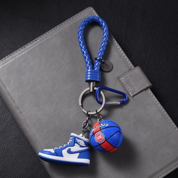 Personalized 3D Mini Sports Shoes Car Keychain Creative NBA Basketball Keychain Ring Bag Pendant Male - 图片 8